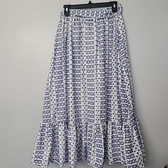 Farmers Market Eyelet Skirt - Picture 2 of 4